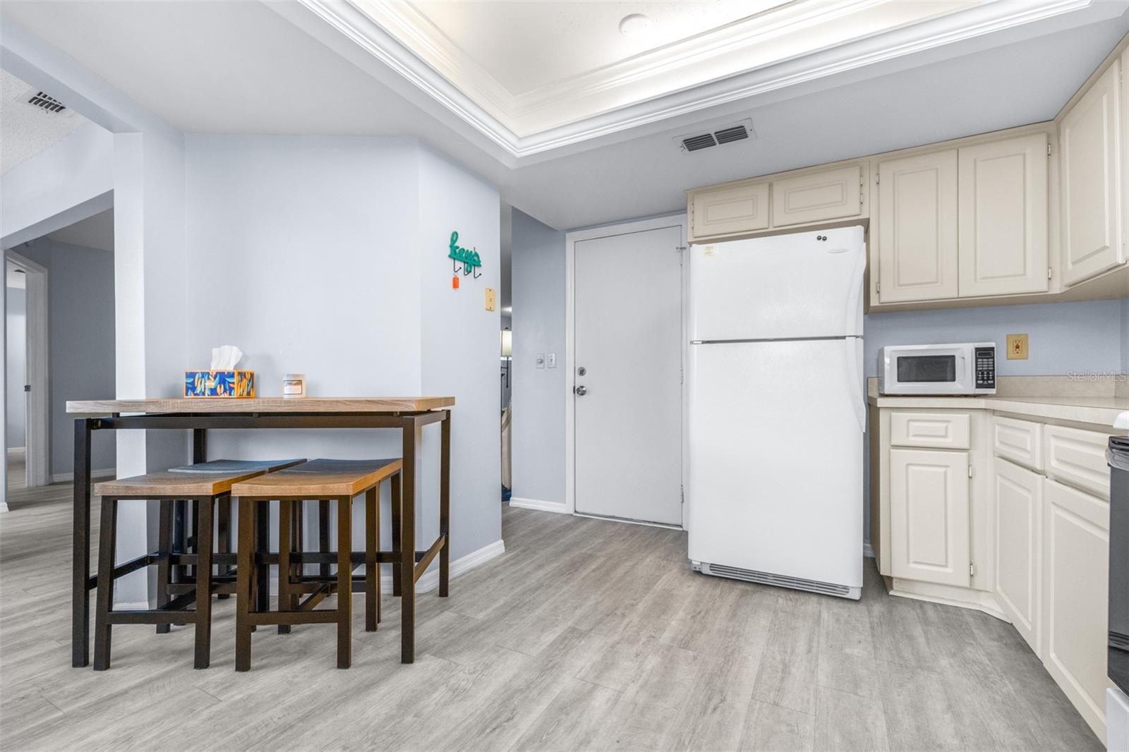 1521 LELAND DR — photo 16