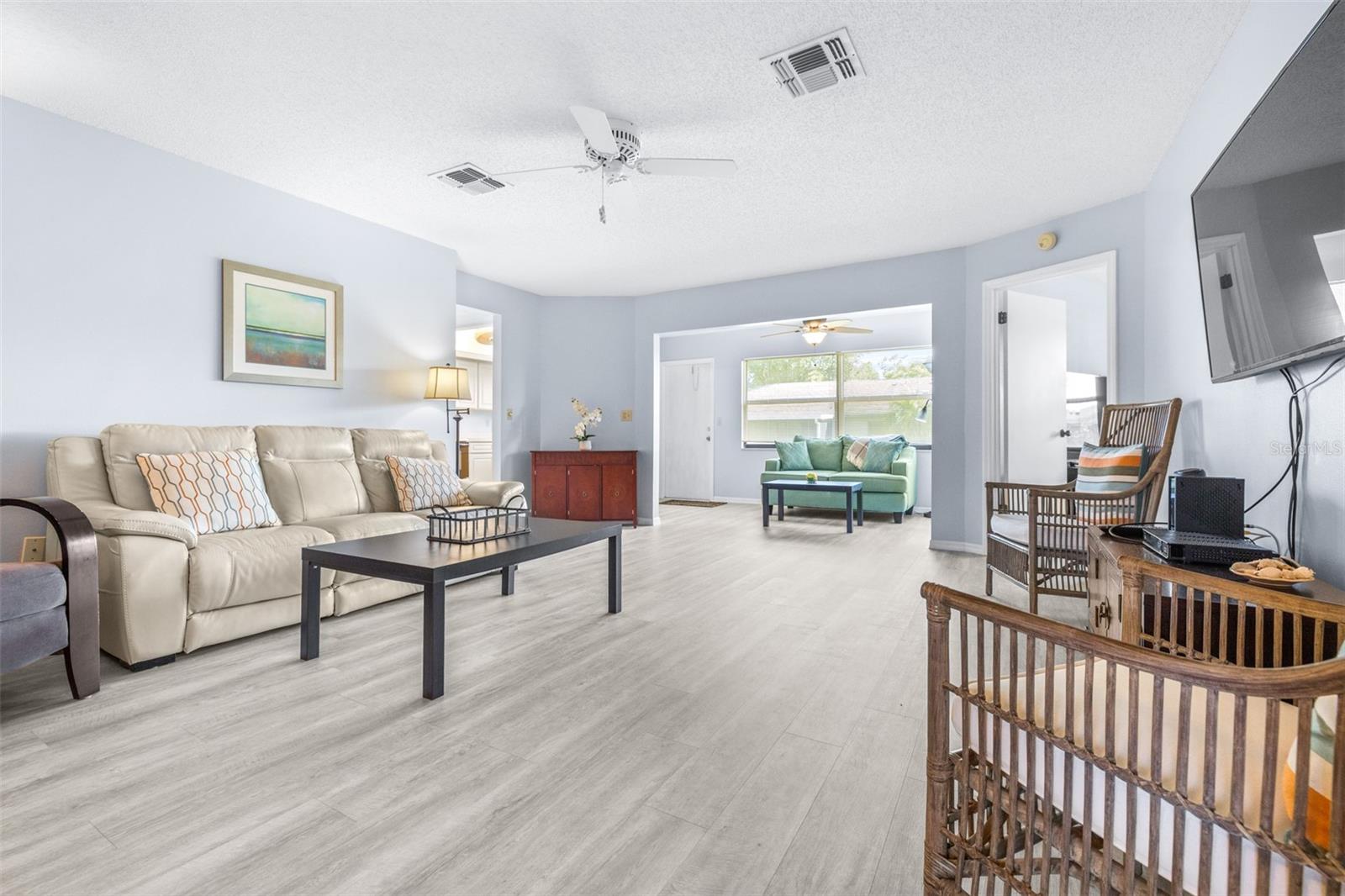 1521 LELAND DR — photo 5