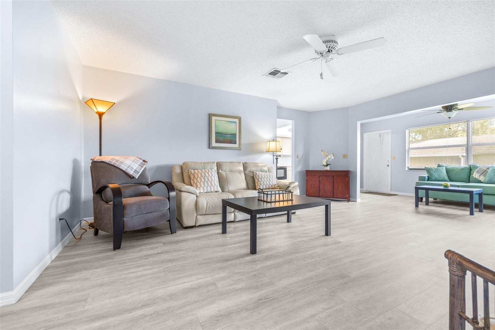 1521 LELAND DR — photo 3