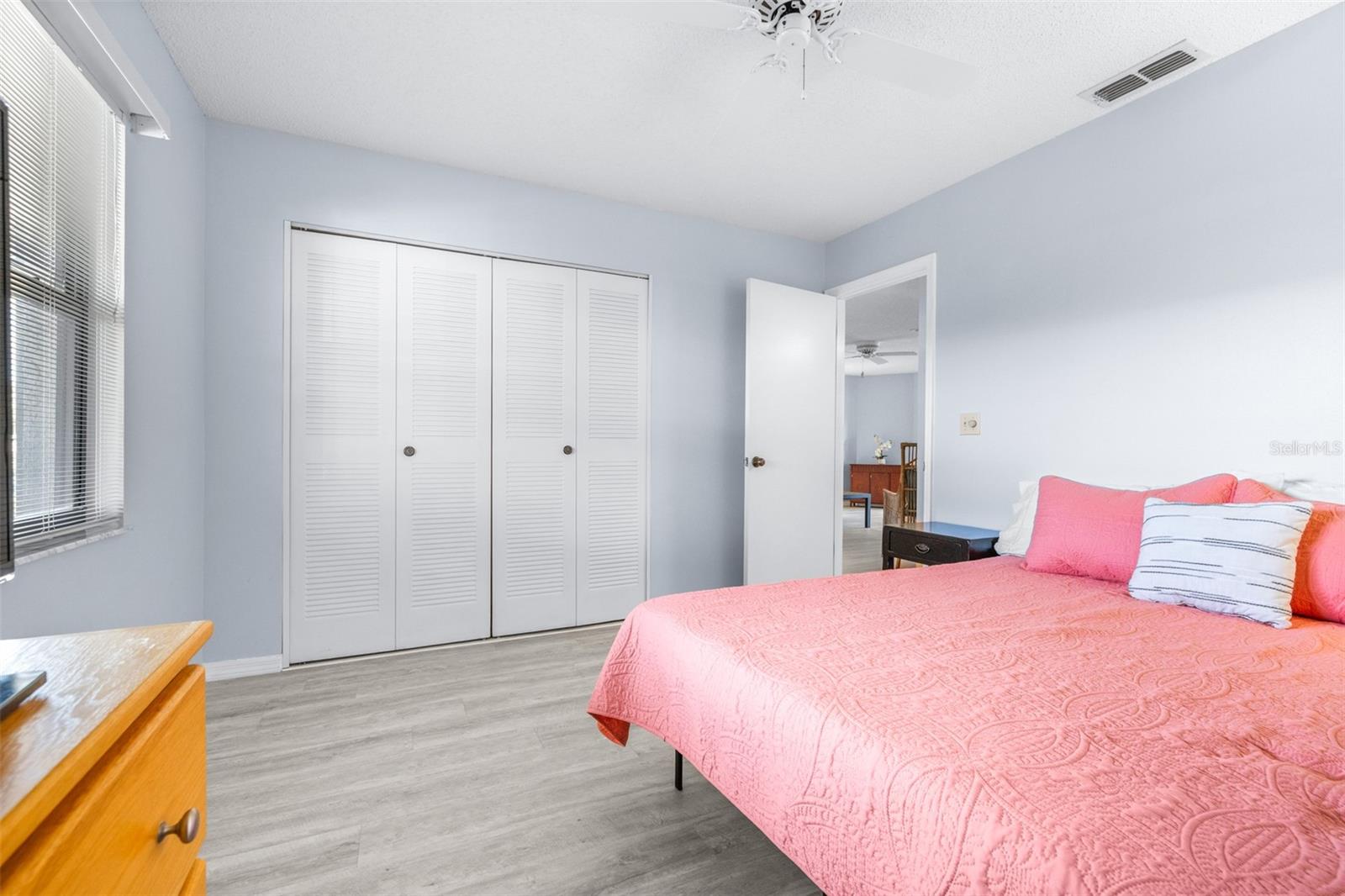 1521 LELAND DR — photo 14