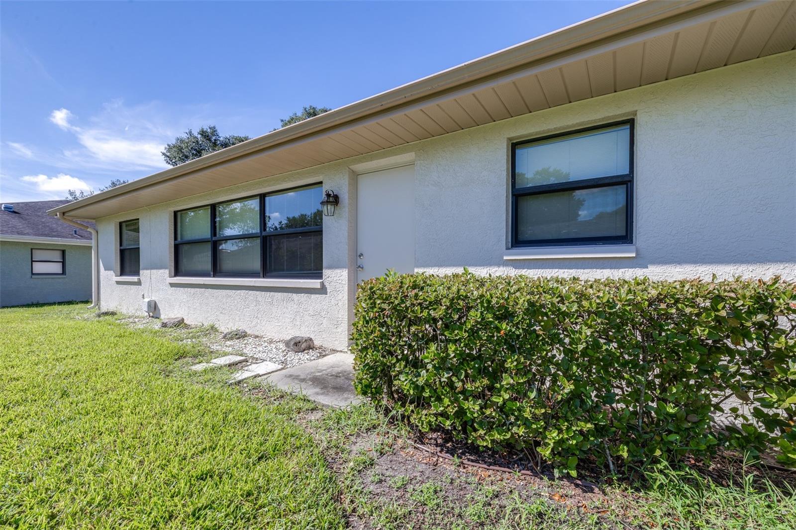 1521 LELAND DR — photo 23