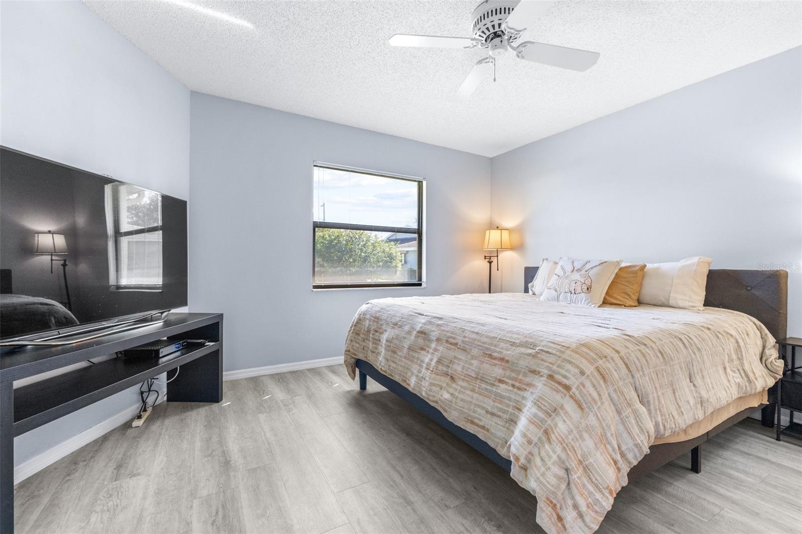 1521 LELAND DR — photo 8