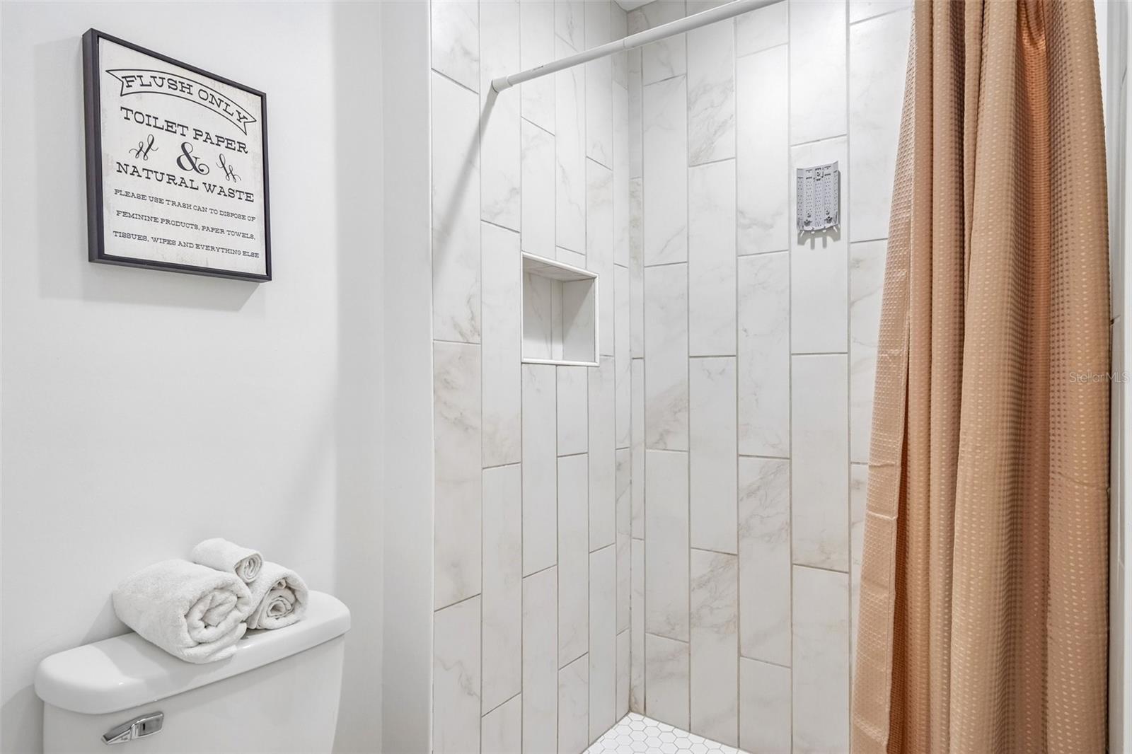 235 OVERBROOK DR E — photo 31