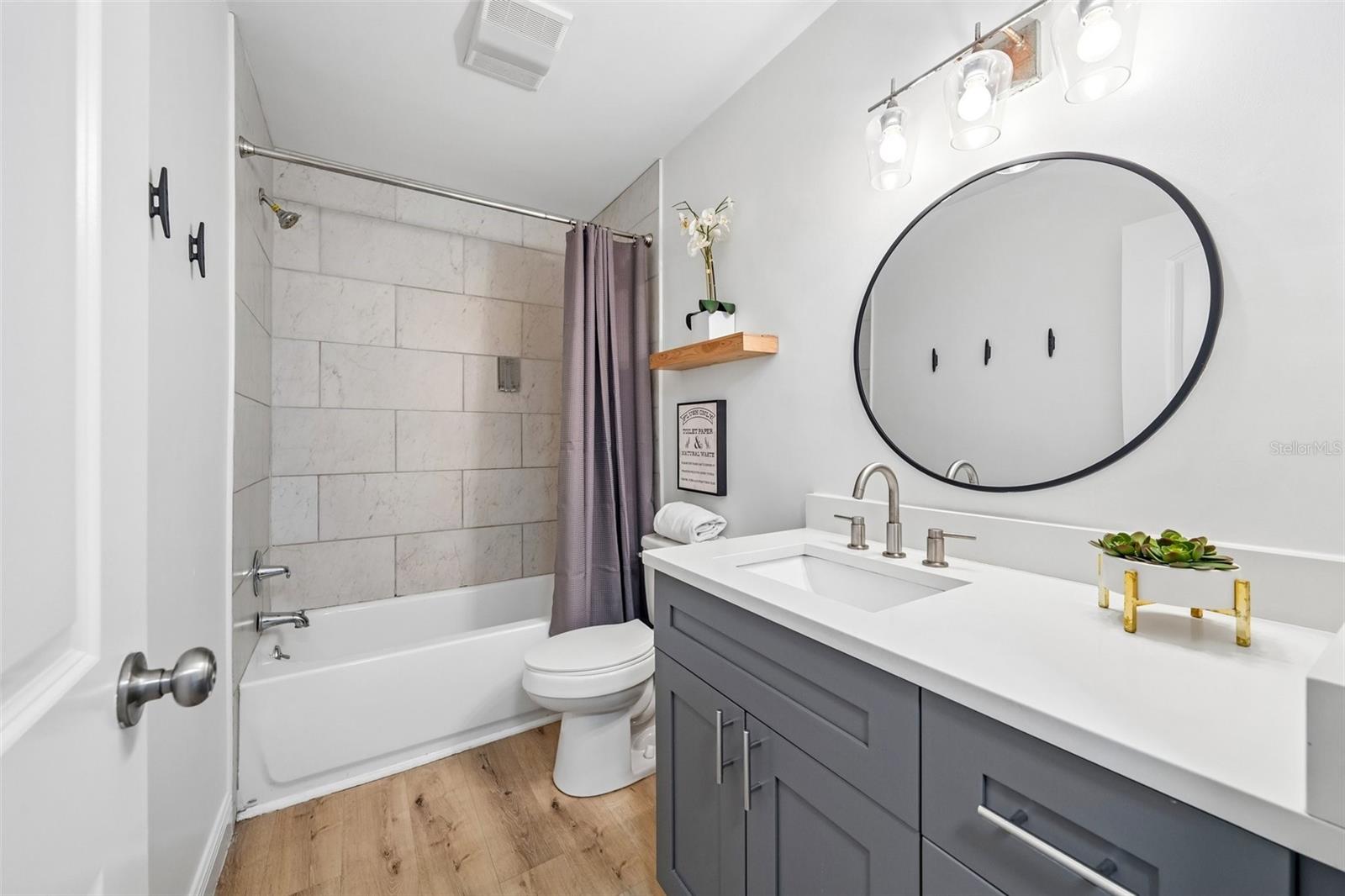 235 OVERBROOK DR E — photo 35