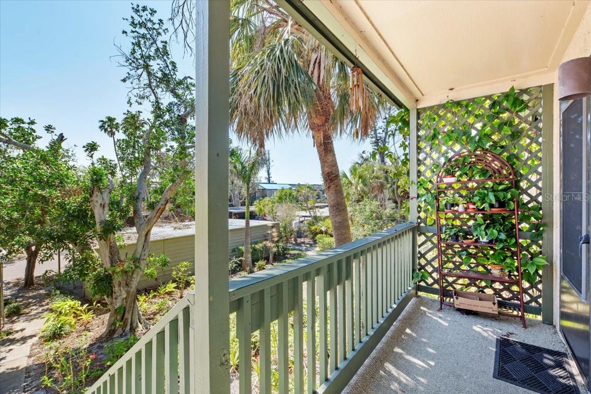 1519 PELICAN POINT DR #288 — photo 2