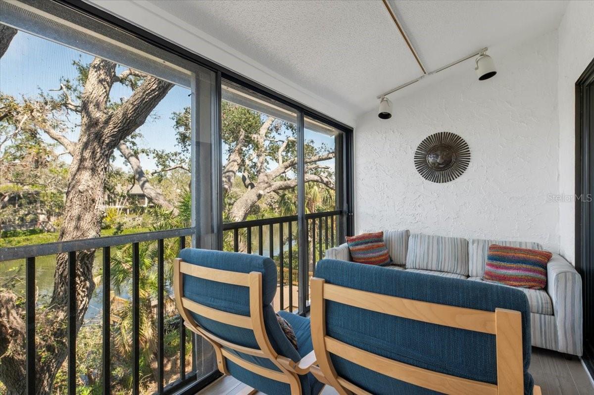 1519 PELICAN POINT DR #288 — photo 28