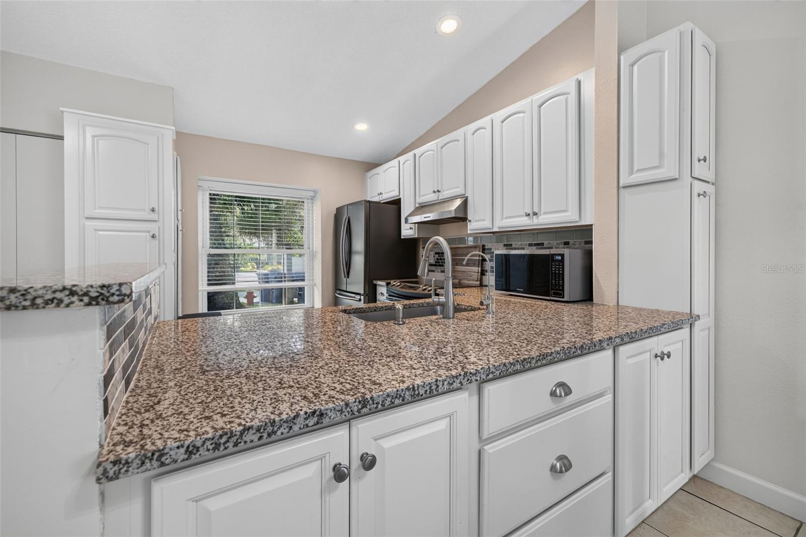 3911 EL CAMINO CT — photo 8