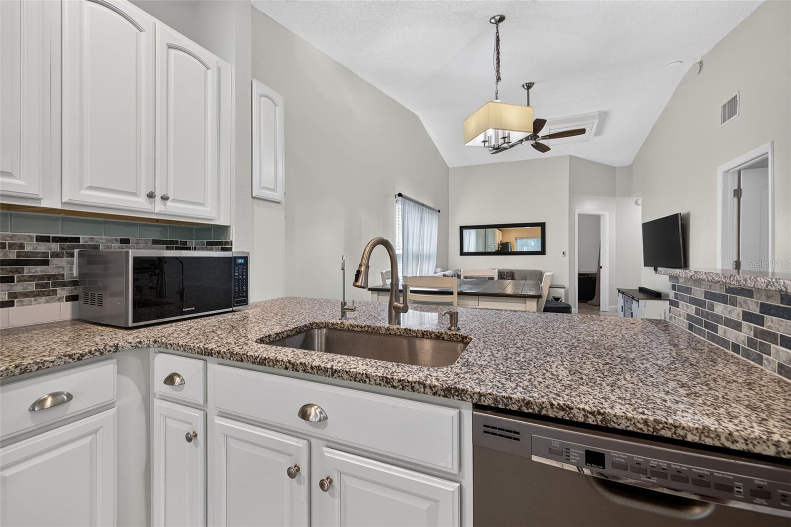 3911 EL CAMINO CT — photo 7