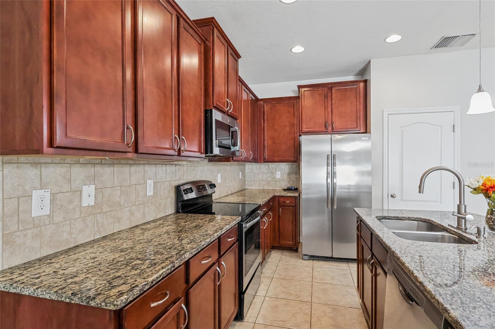 12713 LEXINGTON RIDGE ST — photo 10