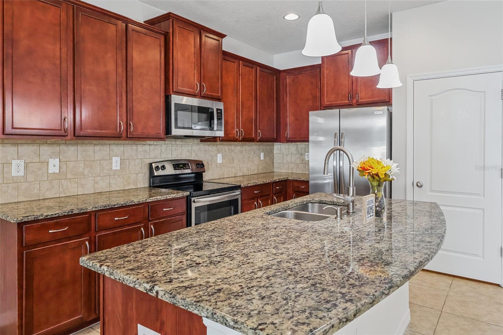 12713 LEXINGTON RIDGE ST — photo 11