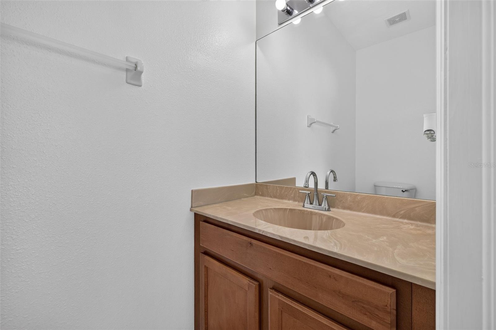 6585 MARLBERRY WAY — photo 13
