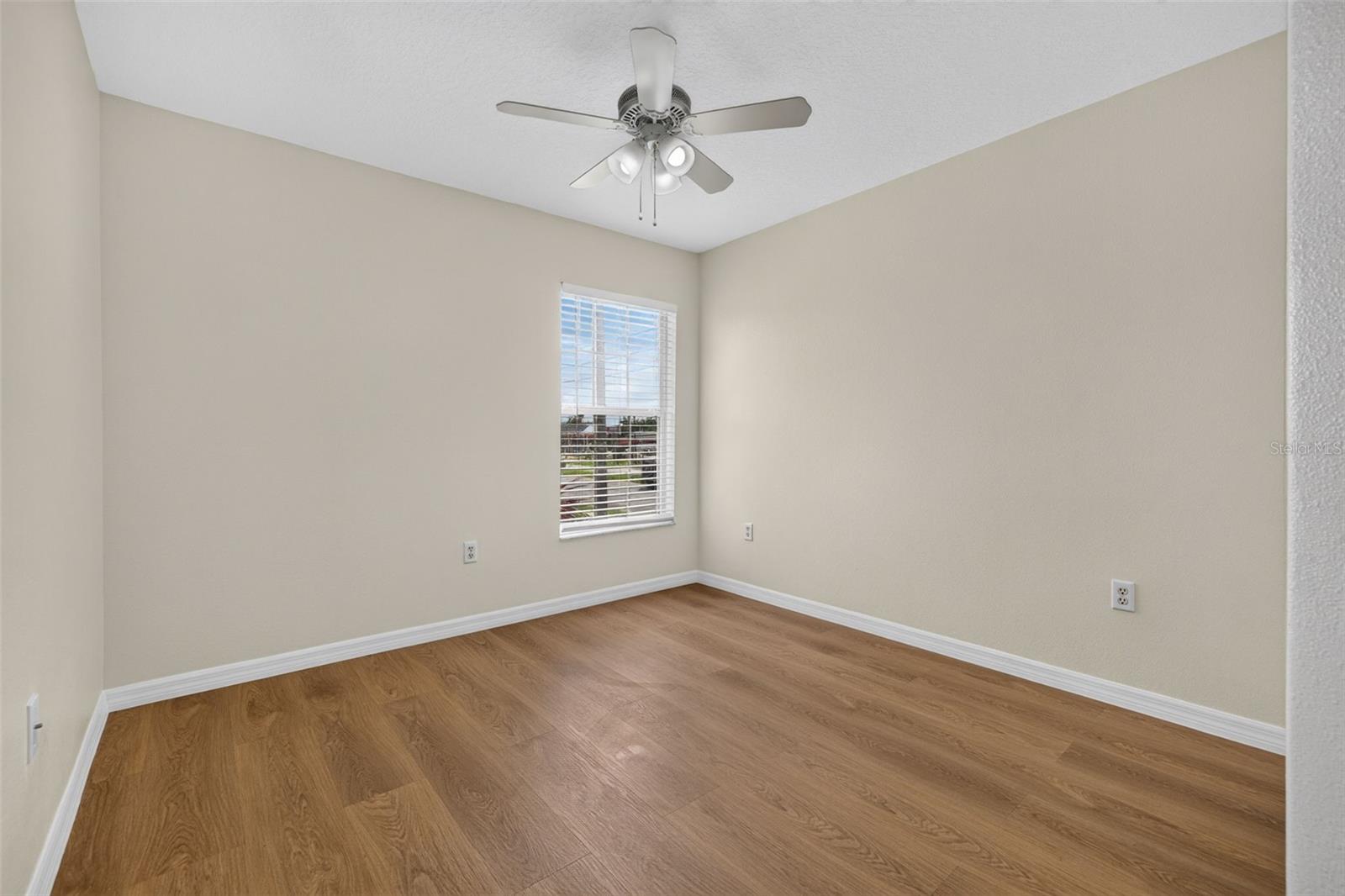 6585 MARLBERRY WAY — photo 22