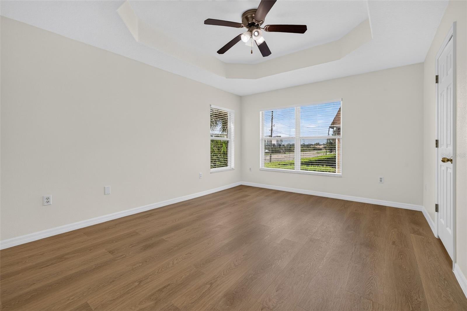 6585 MARLBERRY WAY — photo 16