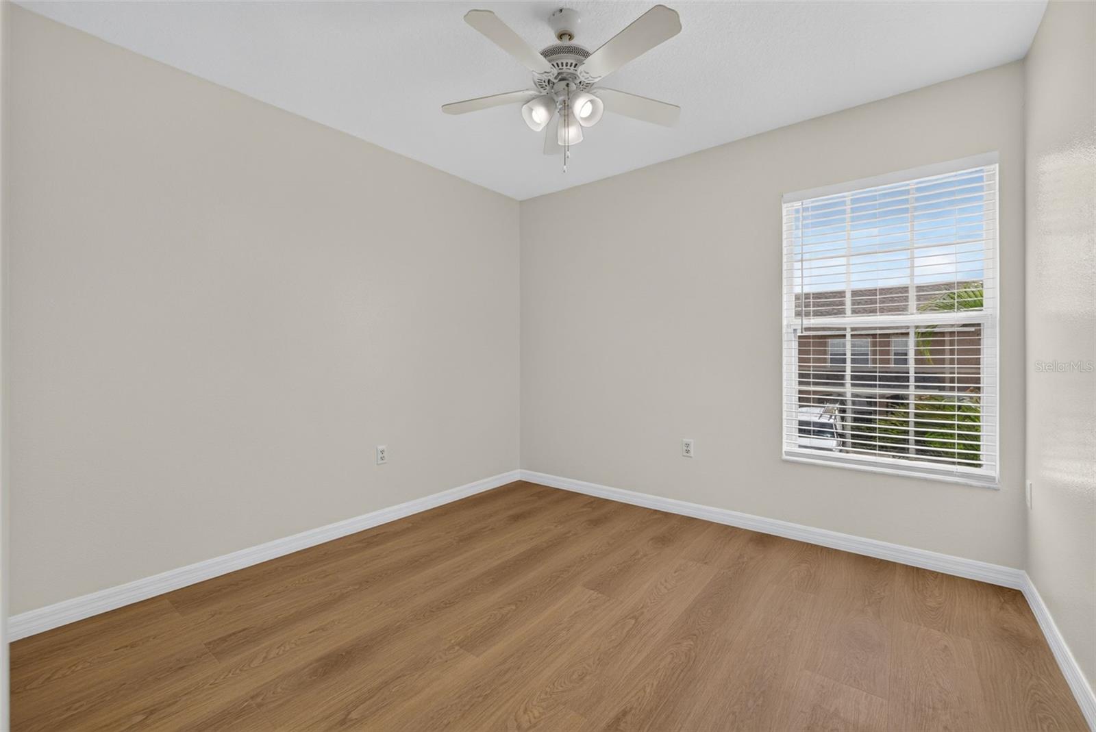 6585 MARLBERRY WAY — photo 21