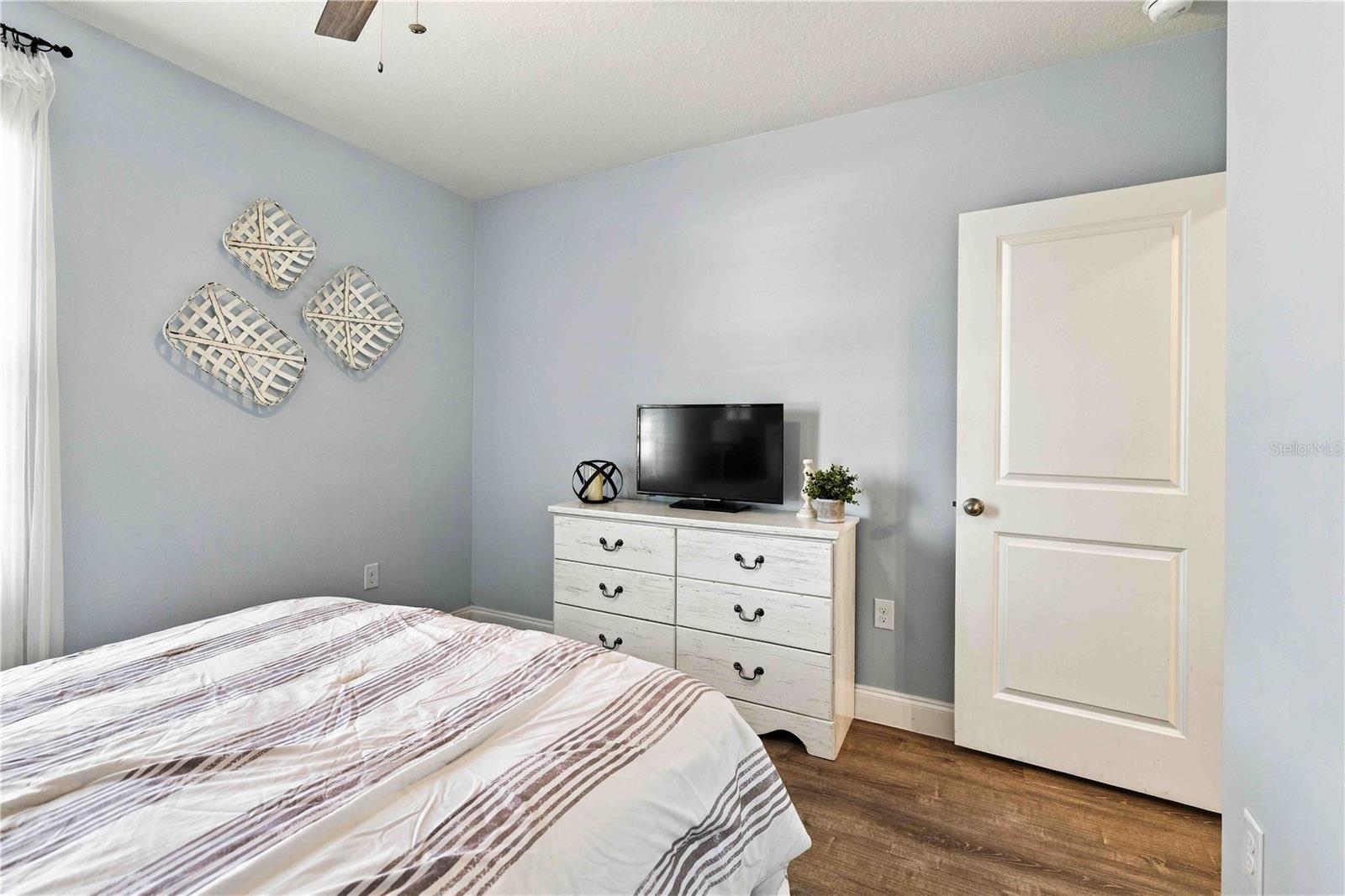 14961 FLOWING GOLD DR — photo 23