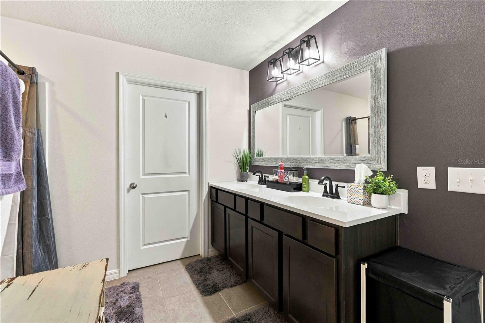 14961 FLOWING GOLD DR — photo 28