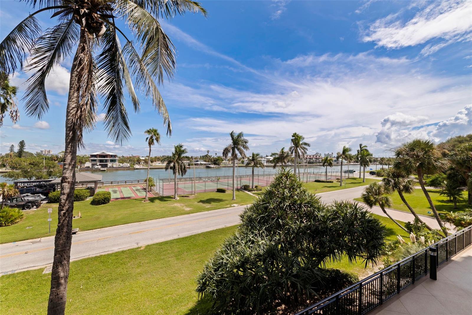 7600 BAYSHORE DR #208 — photo 26
