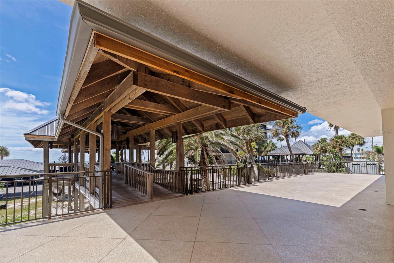 7600 BAYSHORE DR #208 — photo 34