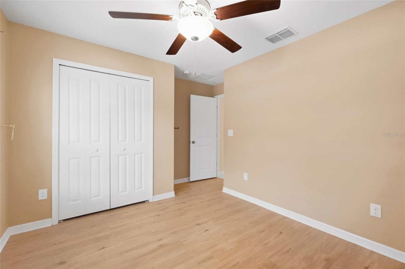 1423 GOLDEN GLOW DR — photo 59