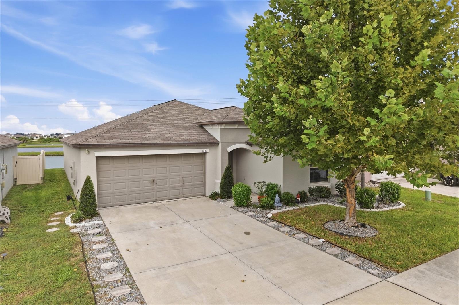 1423 GOLDEN GLOW DR — photo 3