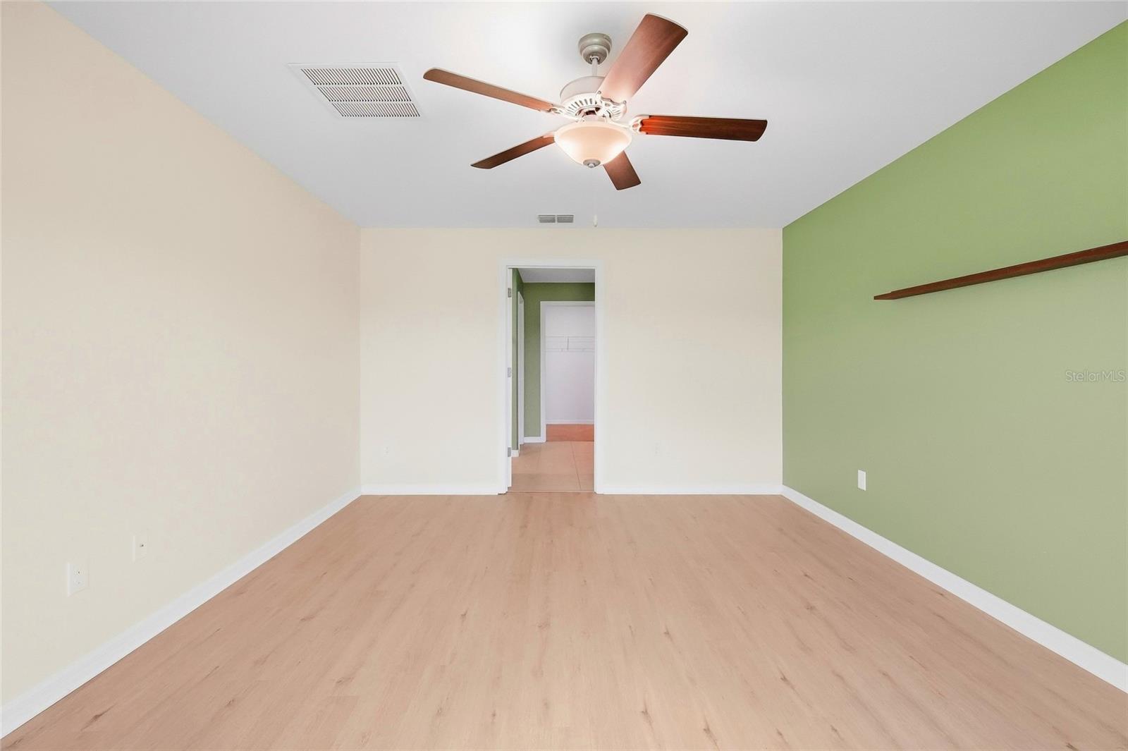 1423 GOLDEN GLOW DR — photo 36