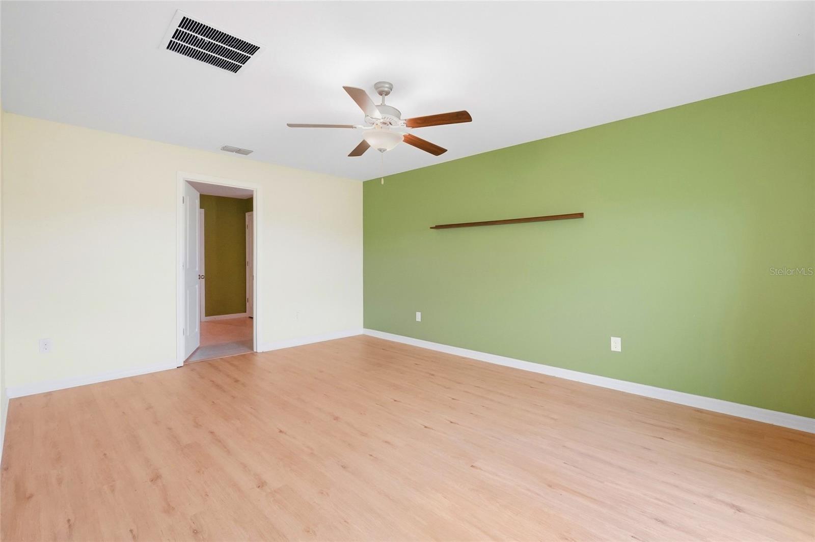 1423 GOLDEN GLOW DR — photo 29