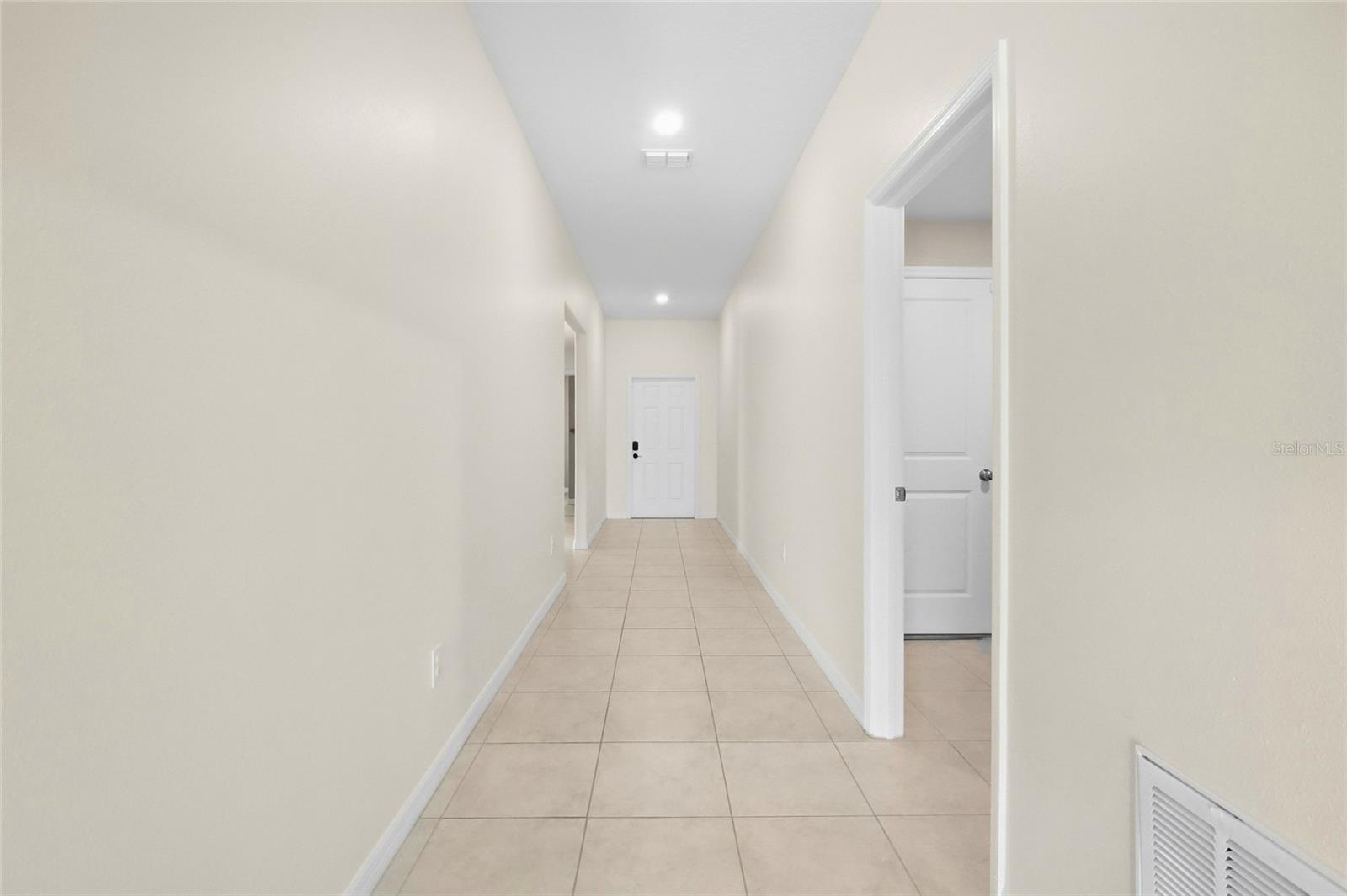 1423 GOLDEN GLOW DR — photo 13