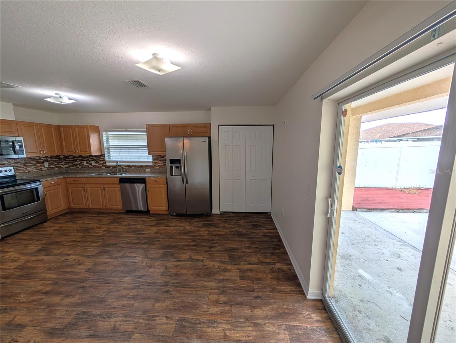 1122 SHARED PASSION ST — photo 6