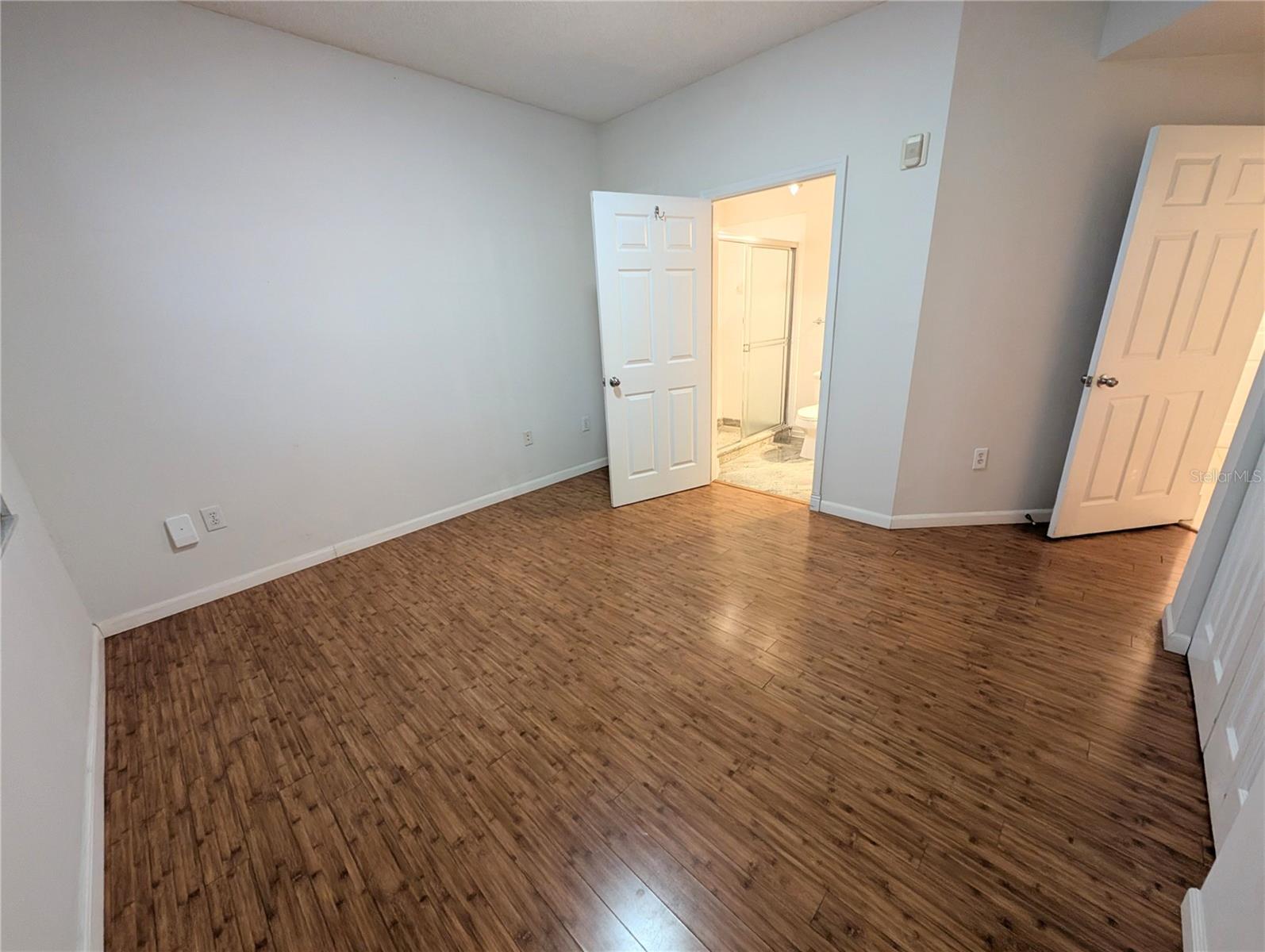 5001 BARALDI CIR #104 — photo 31