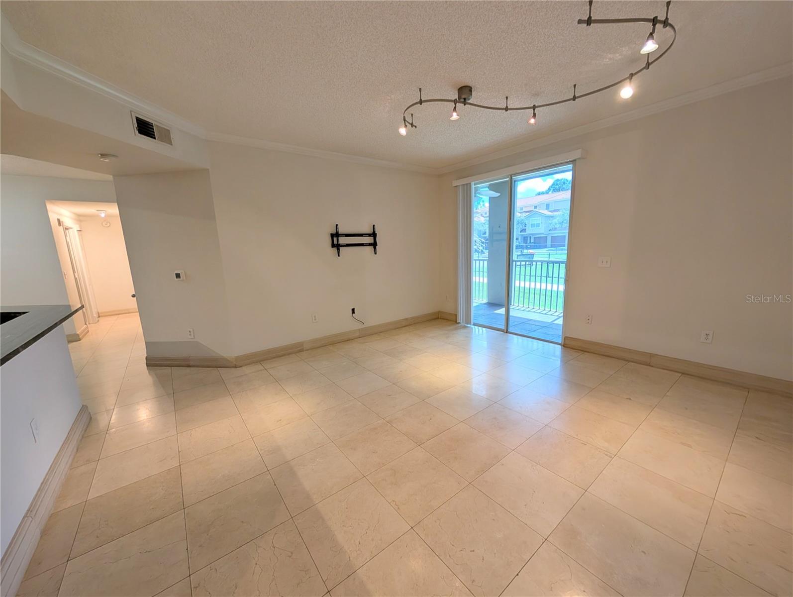 5001 BARALDI CIR #104 — photo 10