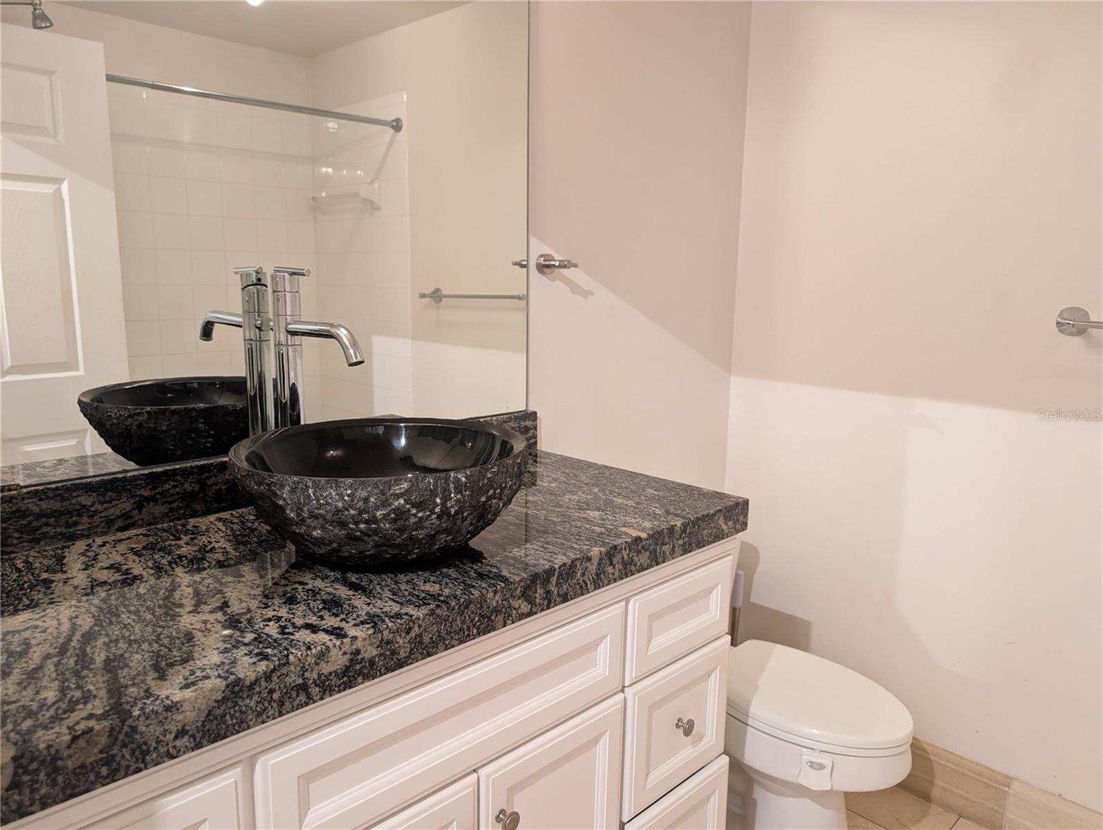 5001 BARALDI CIR #104 — photo 25