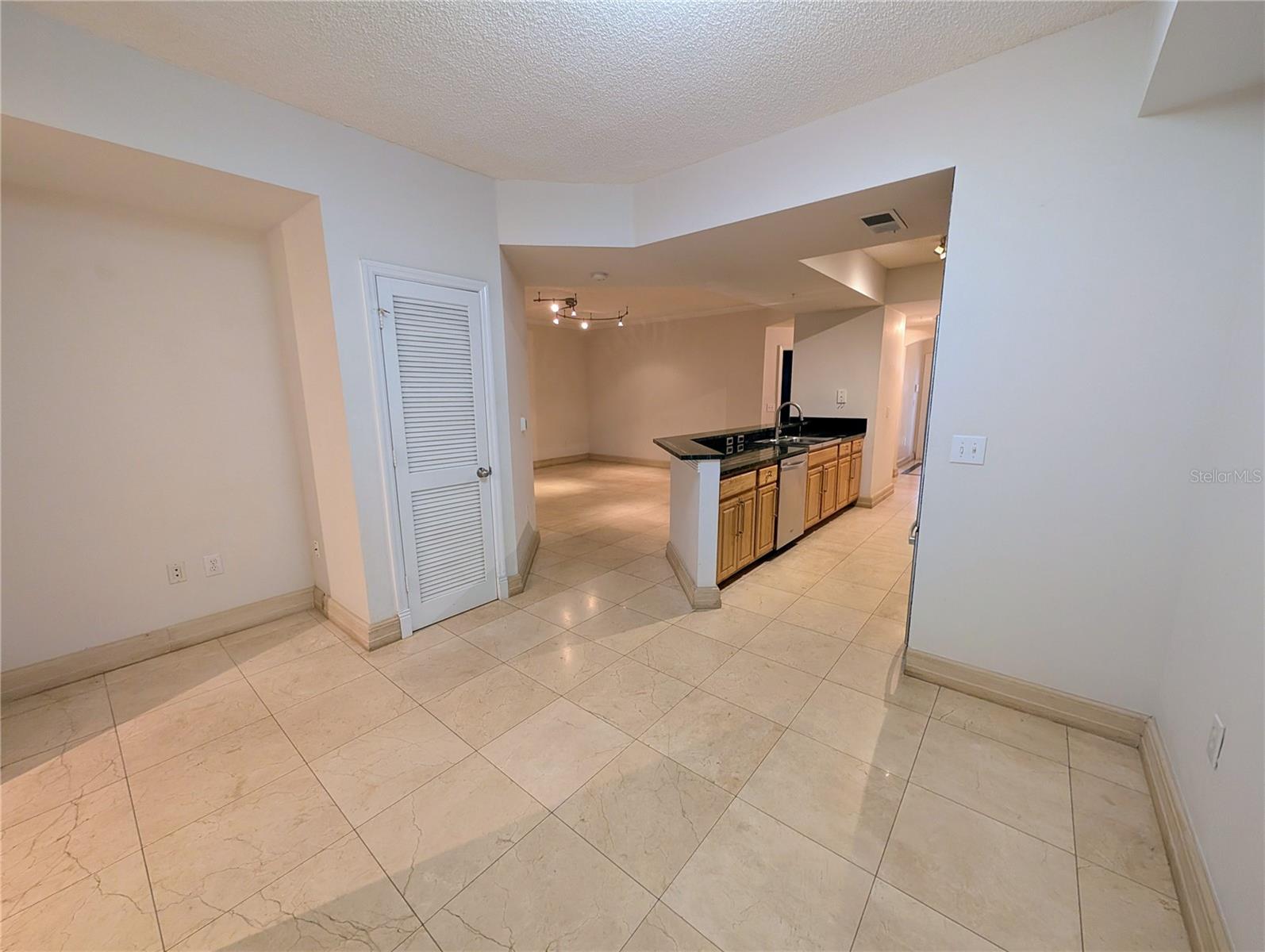 5001 BARALDI CIR #104 — photo 7