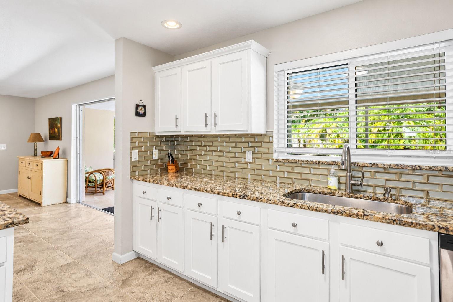 1150 MCFARLAND ST — photo 13