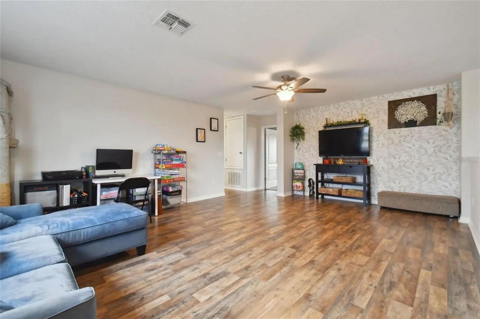 501 WASHITA STONE DR — photo 16