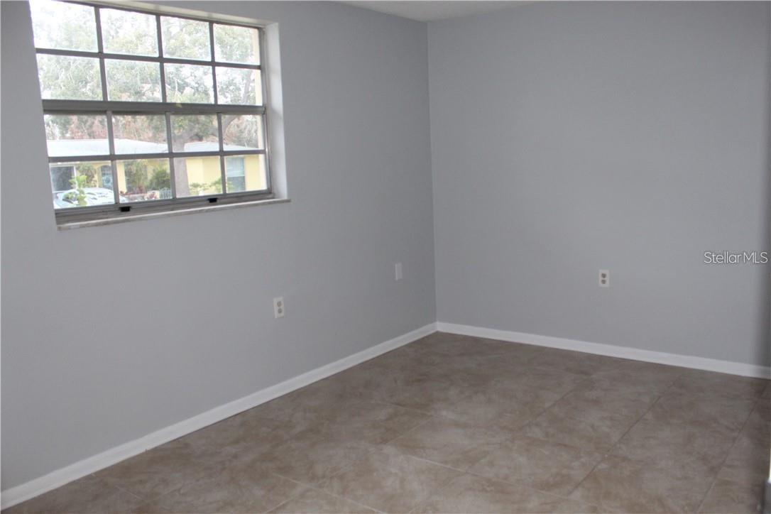 9920 GRAY FOX LN — photo 7
