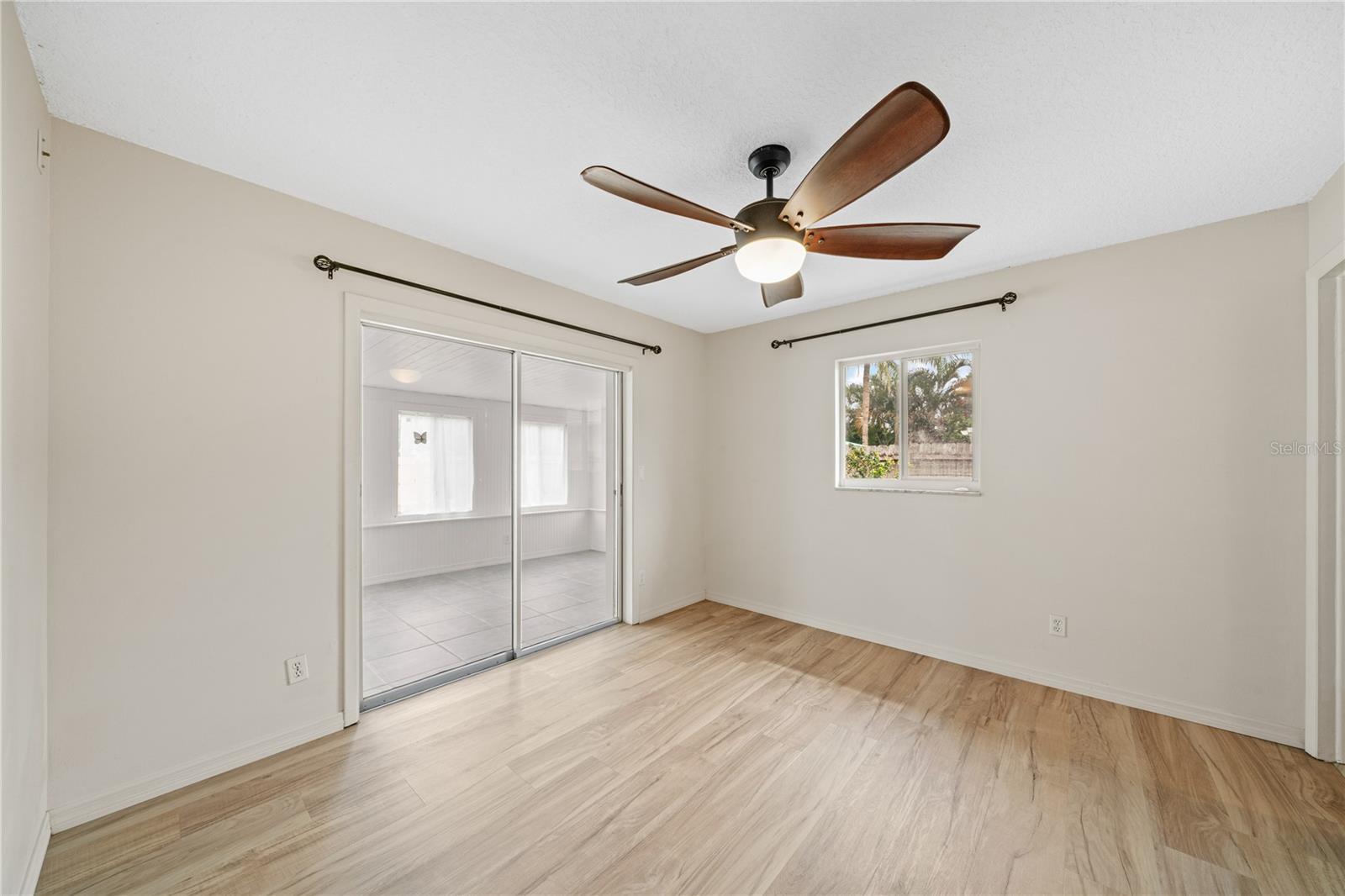 5527 COMMONWEALTH AVE N — photo 13