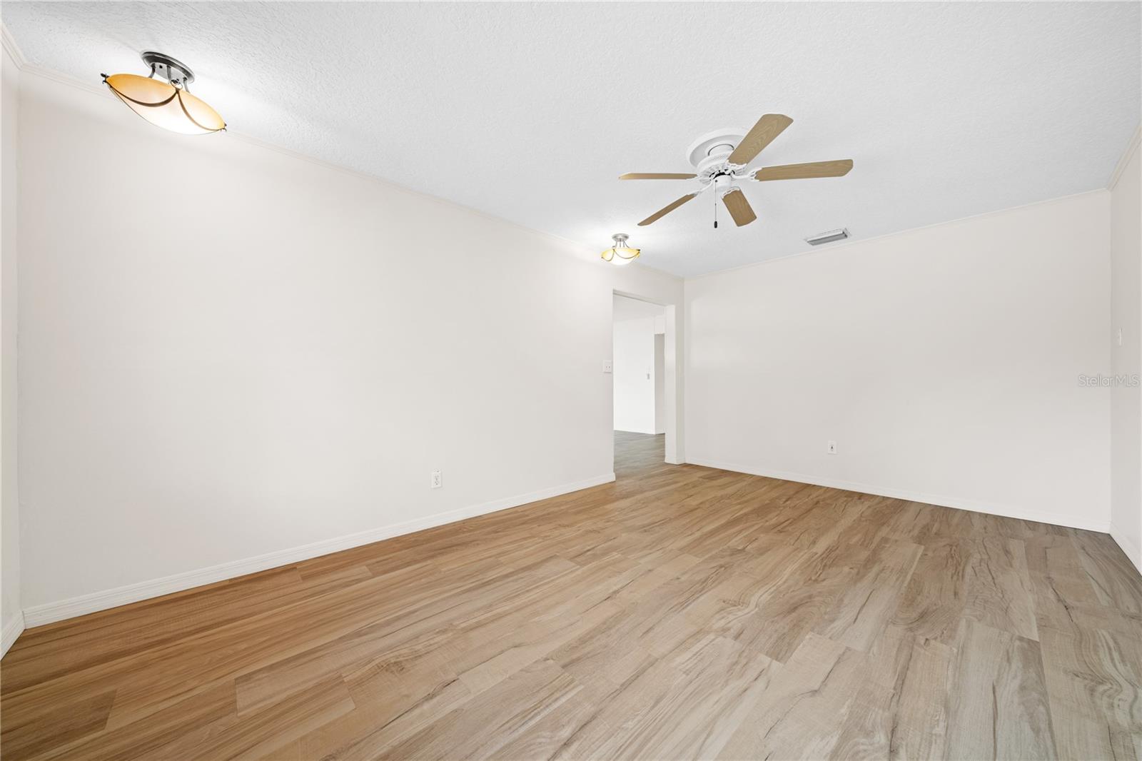 5527 COMMONWEALTH AVE N — photo 23