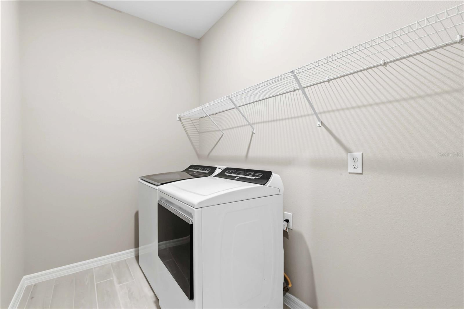 13723 GREEN HAMMOCK PL — photo 38