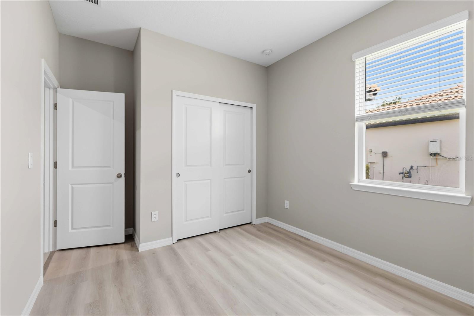 13723 GREEN HAMMOCK PL — photo 26
