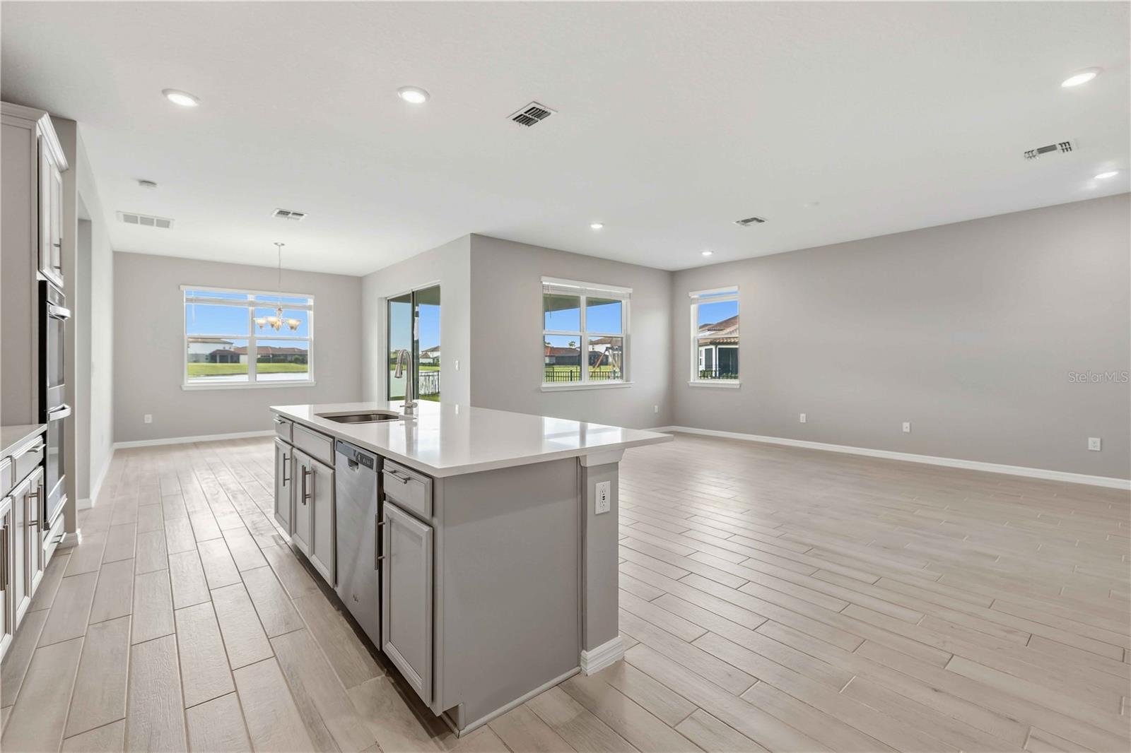 13723 GREEN HAMMOCK PL — photo 15