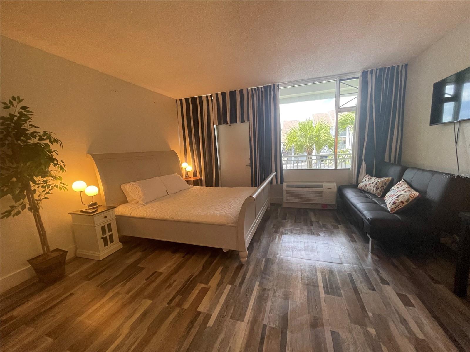 611 DESTINY DR #406 — photo 3