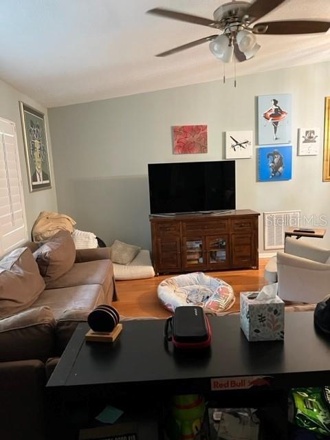 2090 SANDPIPER DR — photo 4
