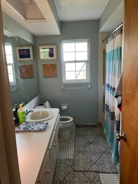 2090 SANDPIPER DR — photo 14