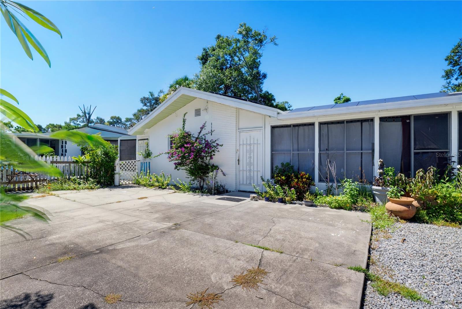 1100 EWING AVE — photo 35