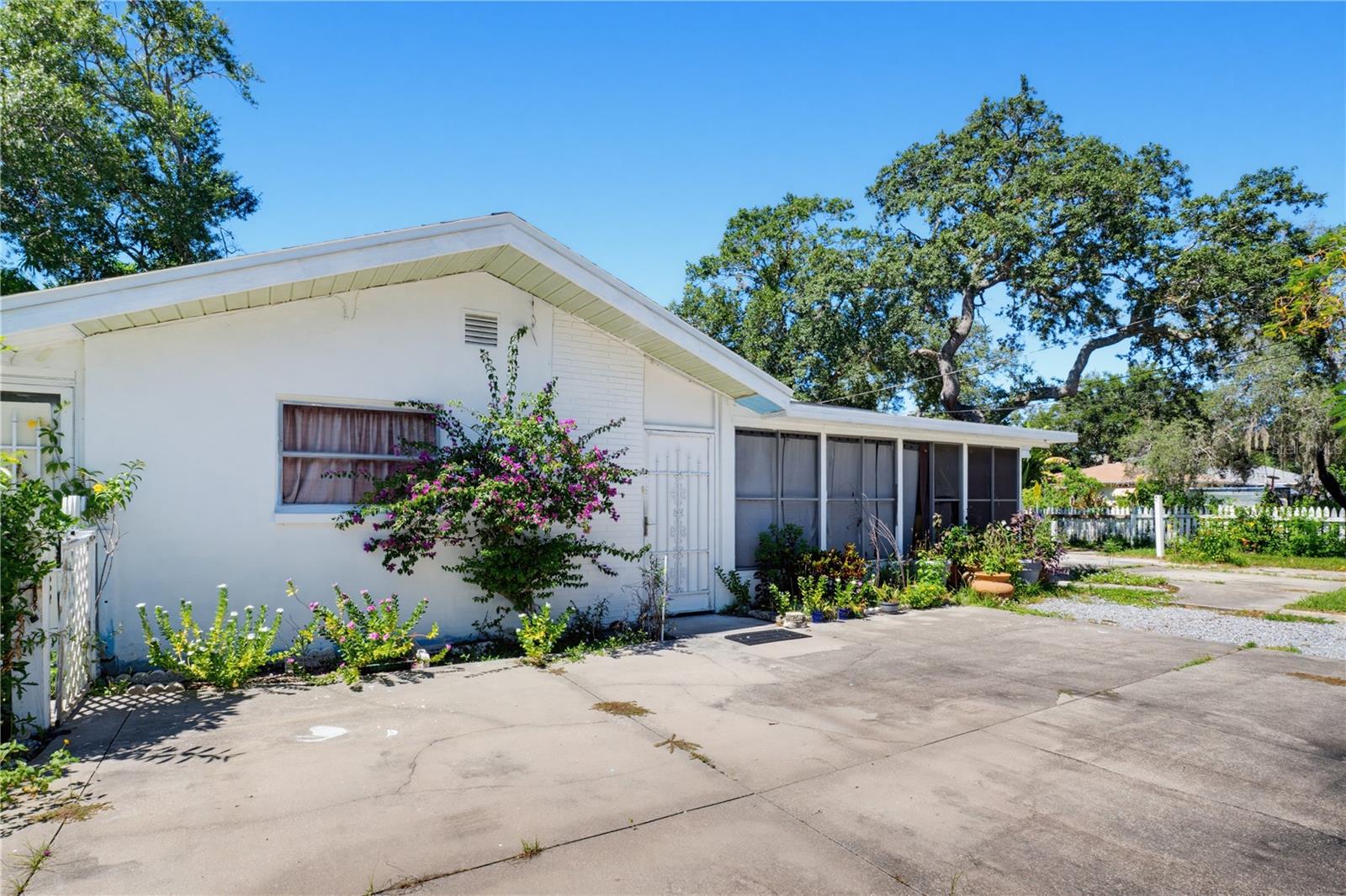 1100 EWING AVE — photo 34