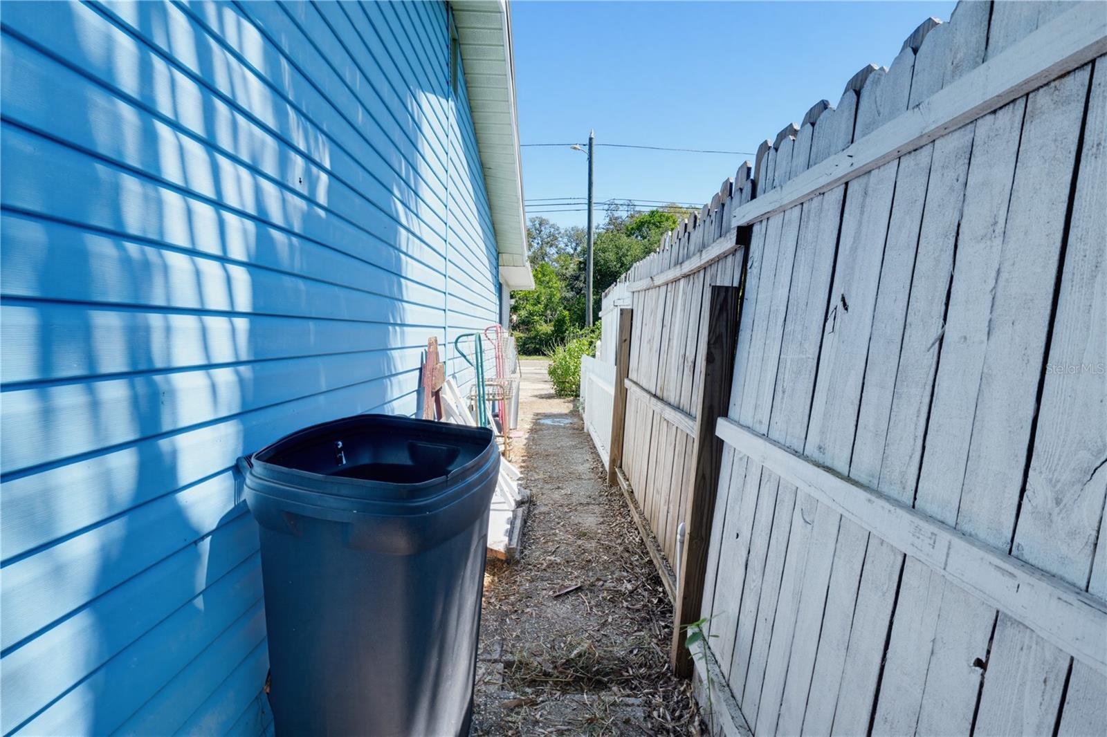 1100 EWING AVE — photo 45