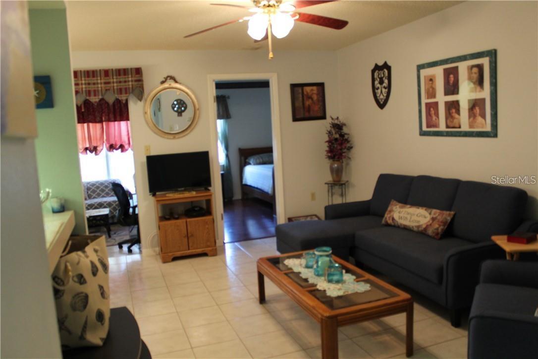 1025 BOWSPRIT LN — photo 2