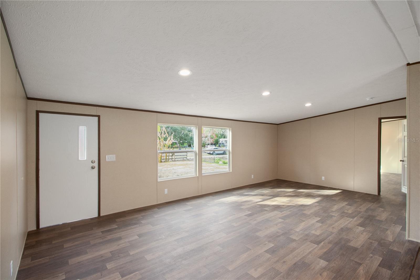 12396 HICKS RD — photo 32