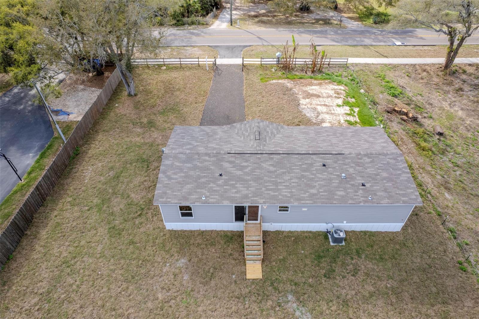 12396 HICKS RD — photo 27
