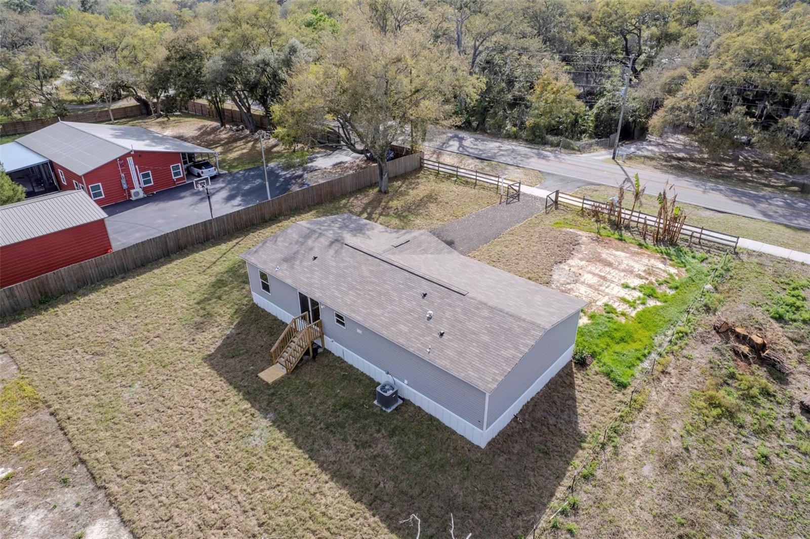 12396 HICKS RD — photo 28